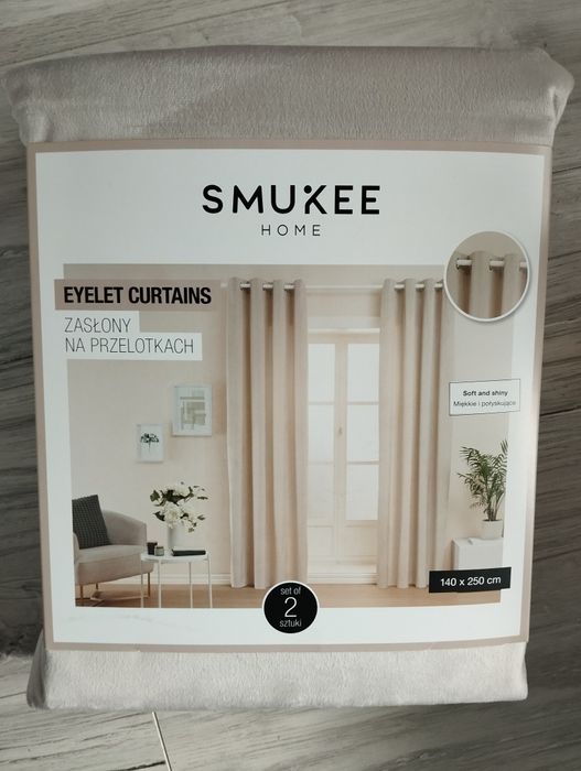 2 kremowe zasłony aksamitne welurowe SMUKEE 2x zasłona na przelotkach