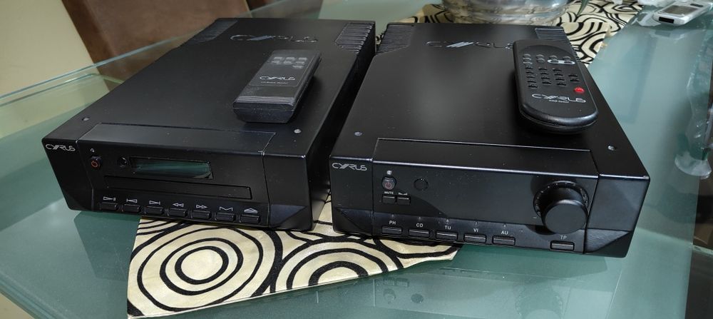 Cyrus III + Cyrus Dad 1