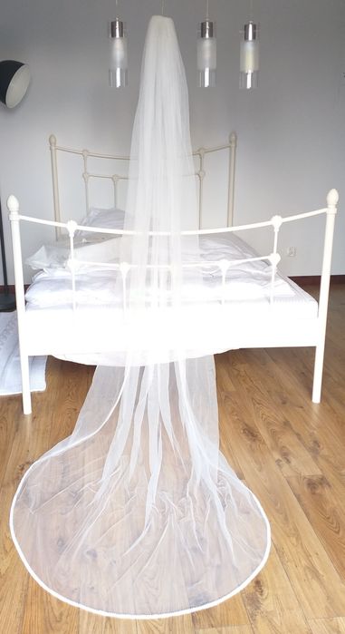 Piękny welon długość ok. 3m