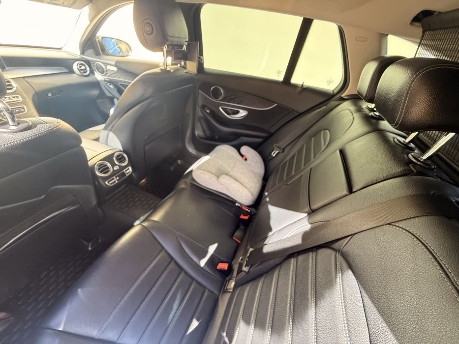 Mercedes-Benz C 250 — fotografia 8
