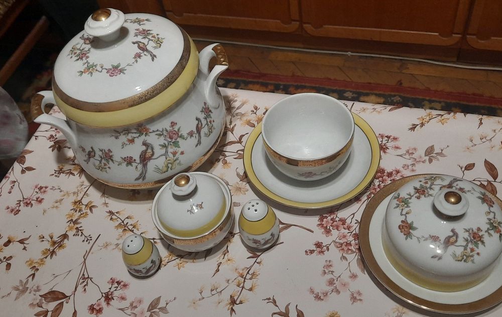 Столовий сервіз виробництва ГДР