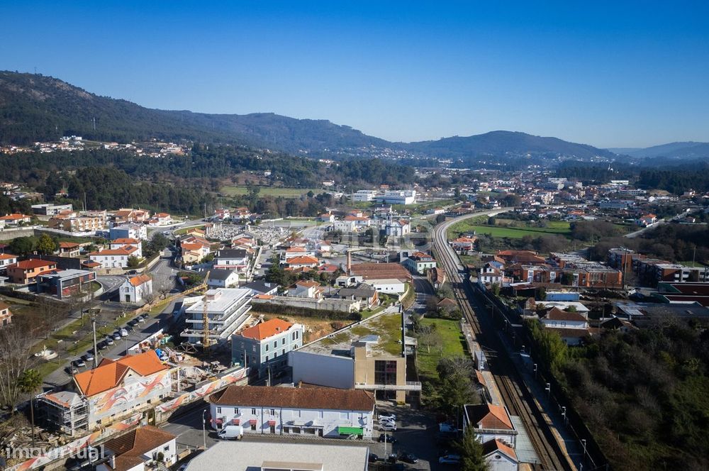 Comércio, oportunidade de investimento no Centro Comercial Barrosel...