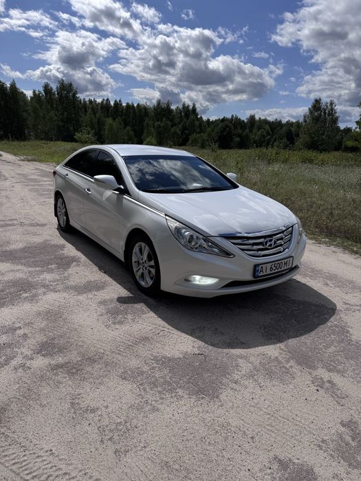 Hyundai Sonata YF
