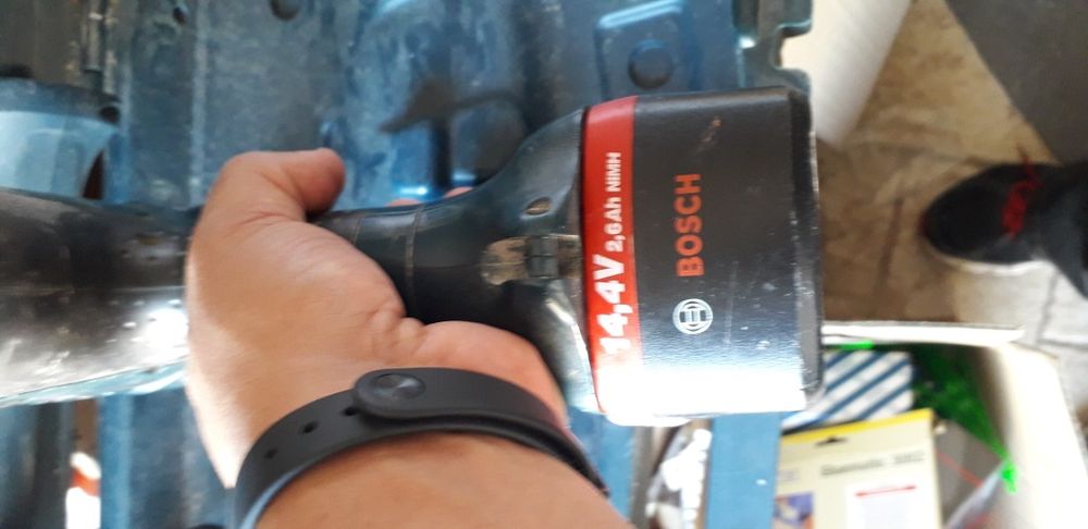 Parafusada e rebarbadora 14.4V