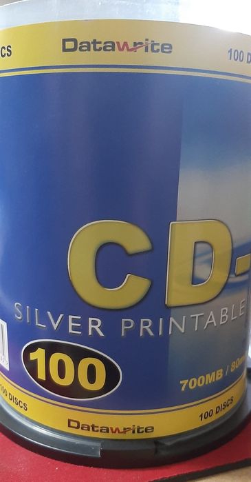 300 Caixas CD 5.2 Slim Cristal com oferta