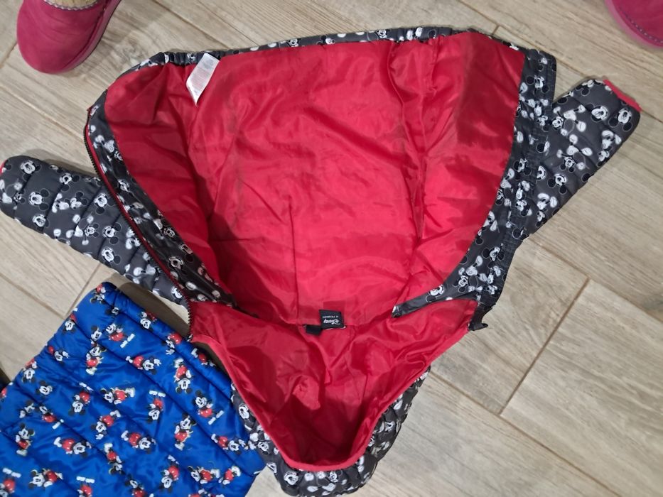 2 casacos disney 2/3 anos
