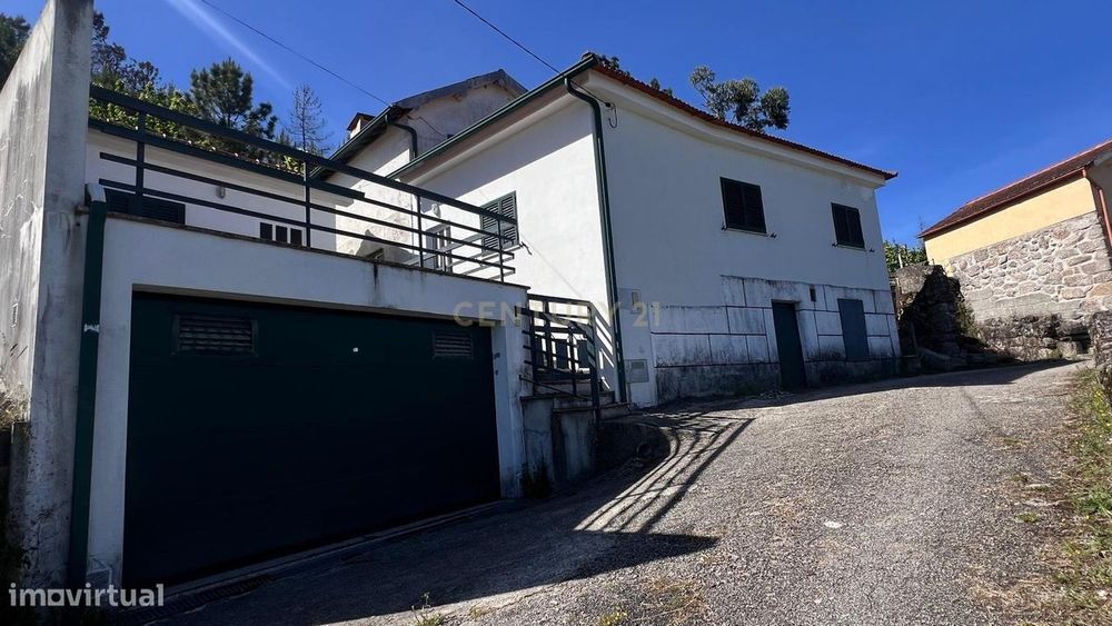Casa isolada com vista panorâmica em São Pedro do Sul
