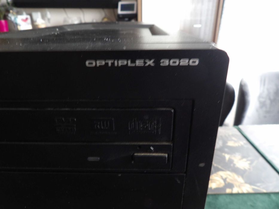 Komputer DELL optiplex 3020