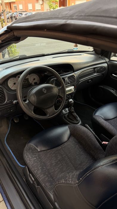 Renault megane cabrio 1