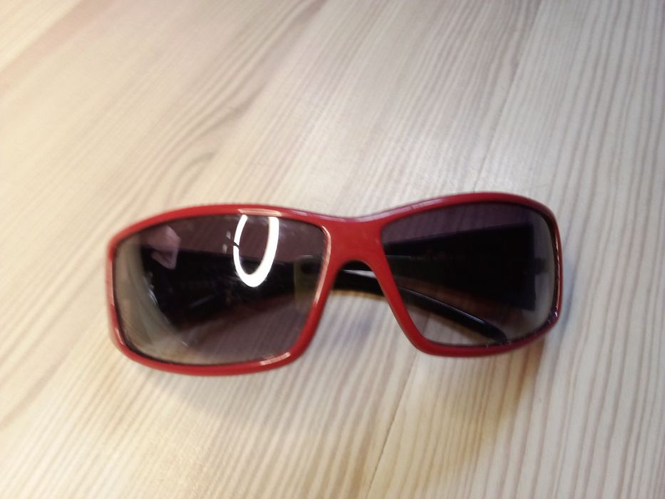 Очки солнцезащитные Ferre