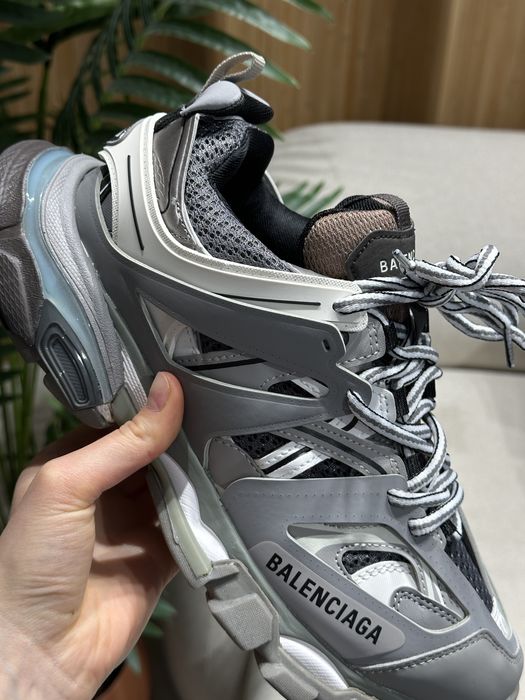 Жіночі кросівки спортивні BALENCIAGA Track 3.0 Triple Grey сірі