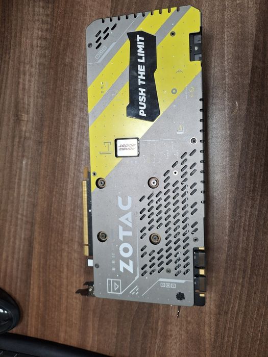 Grafika Zotac GTX 1080 8GB AMP Extreme 256bit gddr5x