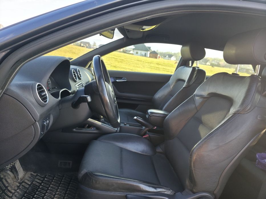 Fotele komplet półskóry Audi A3 8P 3d