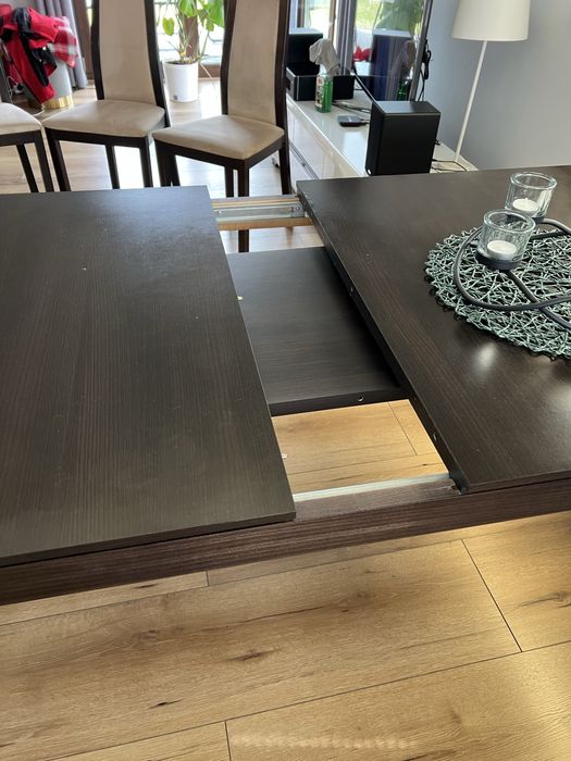 Stół rozkladany + 4 krzesła