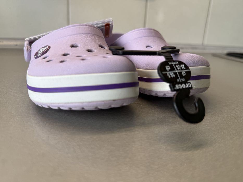 Продам Crocs (крокси)