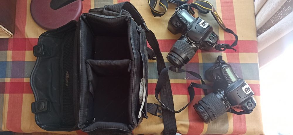 Camera fotográfica Nikon F50 (x2)