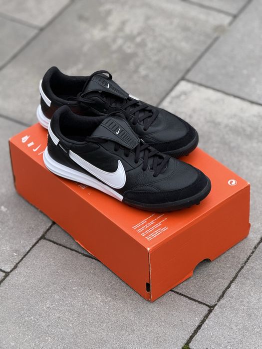 Сороконожки Nike Premier III TF [AT6178-010] оригінал