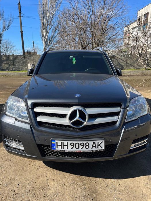 Продаю Мерседес GLK 220 CDI официал