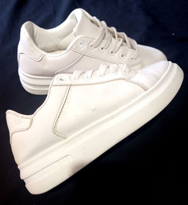 Кросівки стан дуже хороший