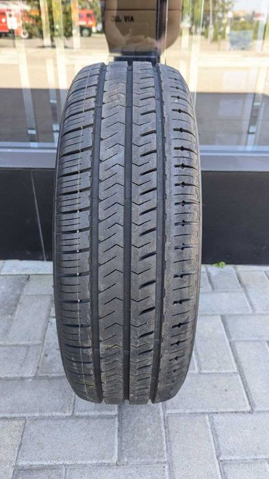 Шина 205/65 R16C 107/105T Hankook Radial RA28E