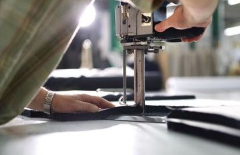 Krojownia Usługowa Tkaniny Meblowe Wózki BHP Odzież