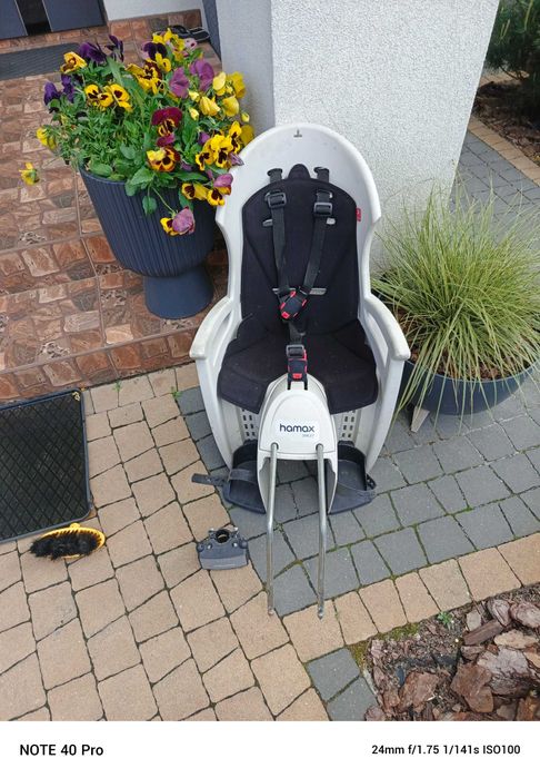 Fotelik do montażu z tyłu roweru do przewozu dziecka HAMAX SMILEY