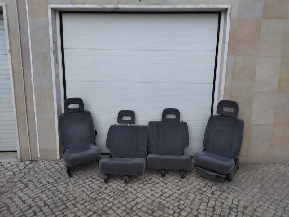 Bancos Honda CR-V 1ª Geração com Gaveta – Conjunto Completo