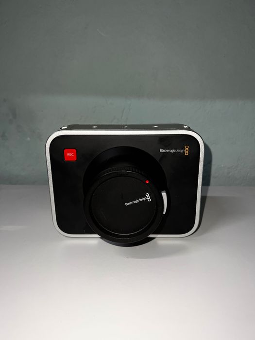 Камера blackmagic cinema 2.5k