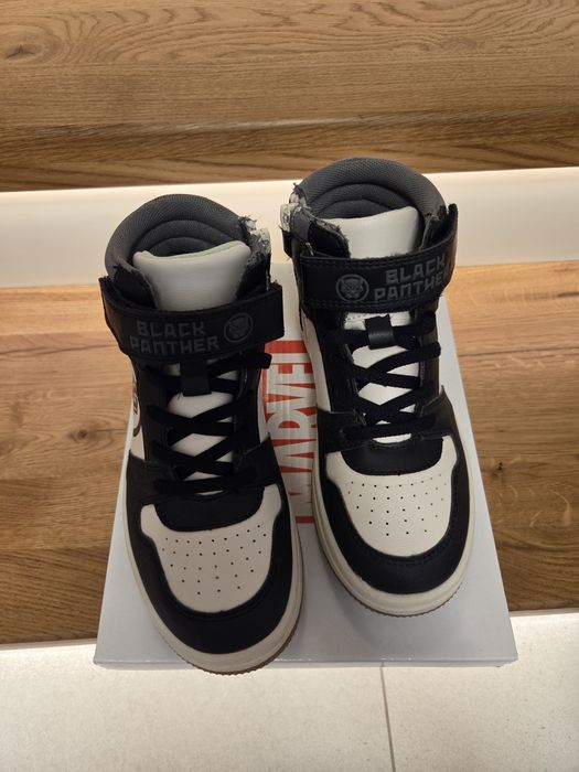 Buty chłopięce jesienne marvel smyk stan bdb r. 31