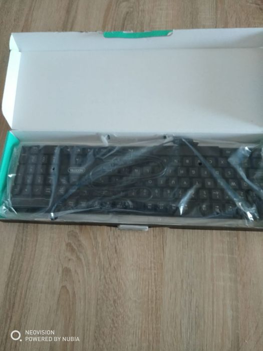 Teclado RGB iluminado Novo