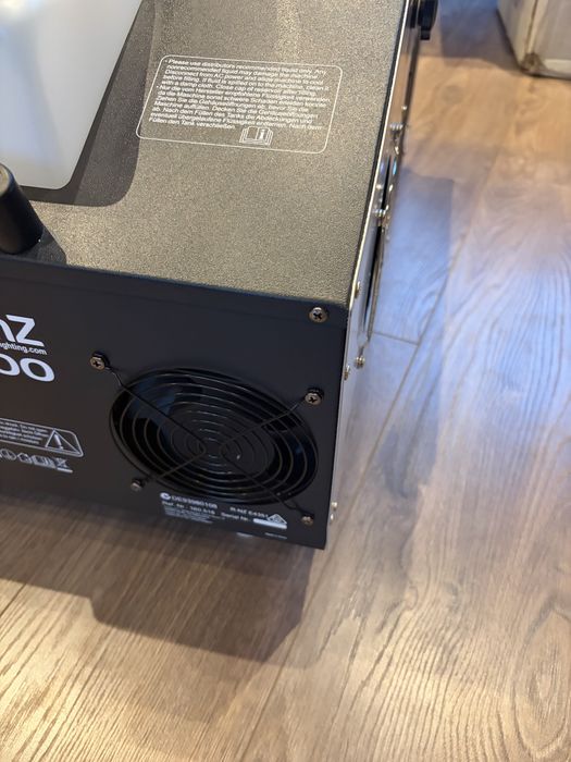 Wytwornica dymu ciężkiego duza