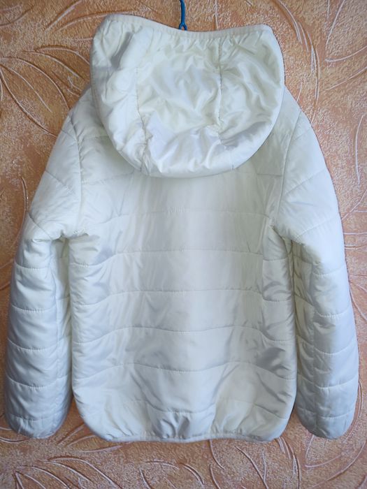 Куртка для дівчинки. Куртка 134 р.