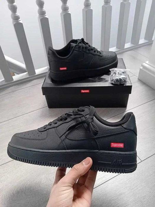 Buty sportowe Nike_Air_Force_1_Low_Supreme_Black R.44.5