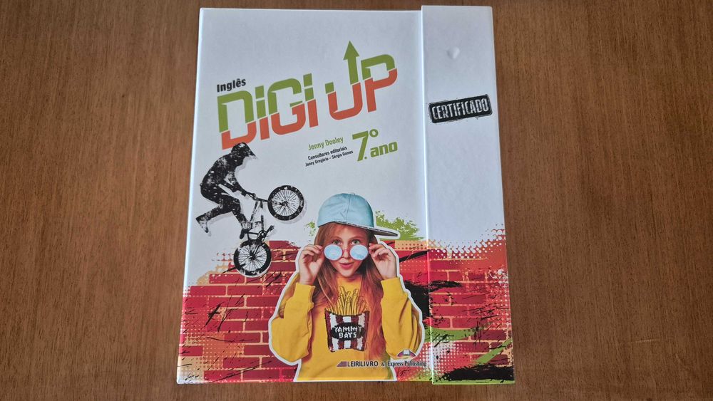 Vendo Manual do Professor e materiais de Inglês DIGI UP 7º Ano - NOVO!