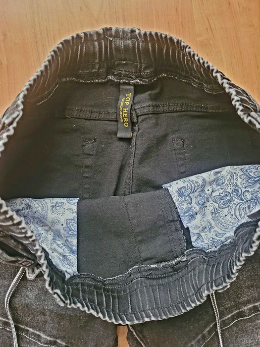 Spodnie jeans męskie