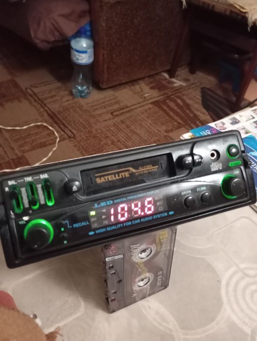 Продам динамики и автомагнитолы.