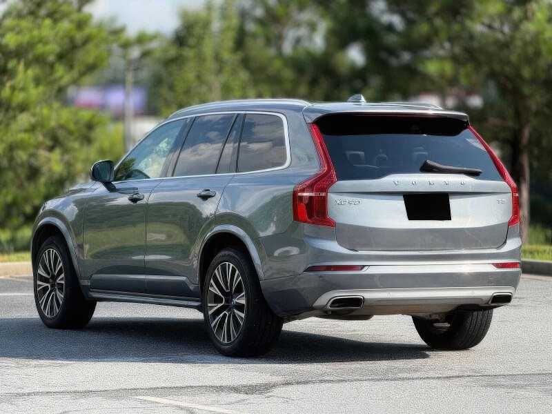 2020 Volvo XC90 T5 Momentum