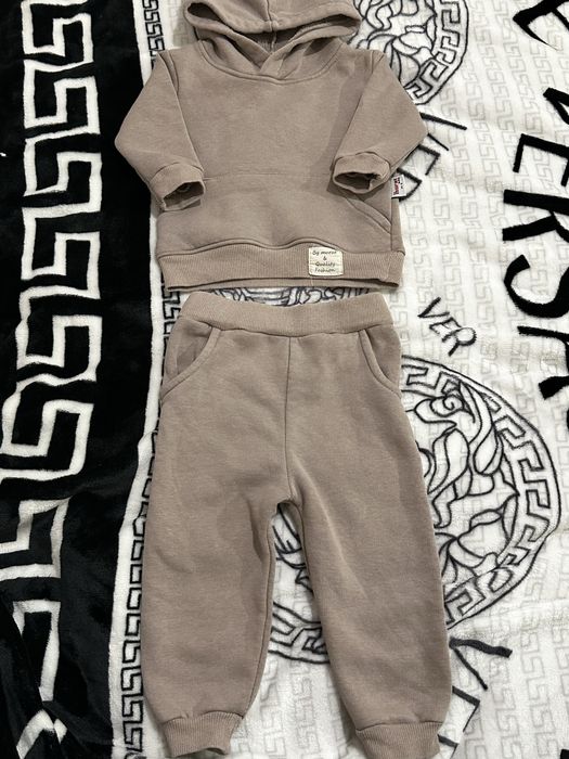 Спортивний теплий костюм