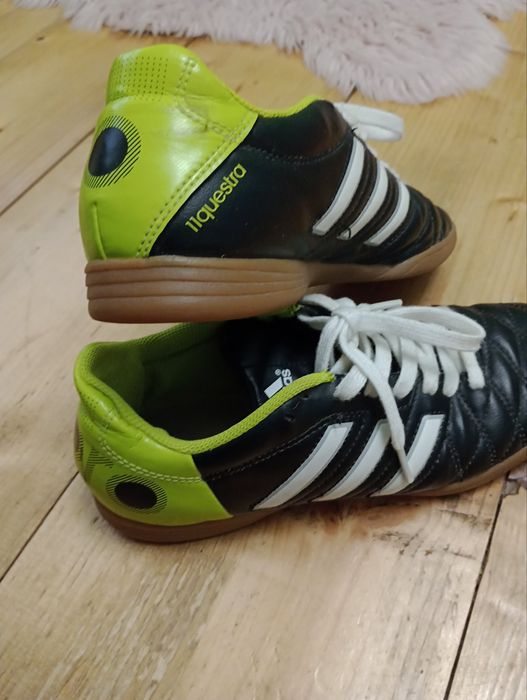 Кросівки чоловічі