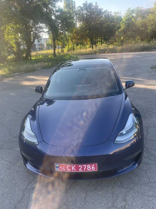 Tesla 3  2023   только пригнана  в аренду или под  выкуп !