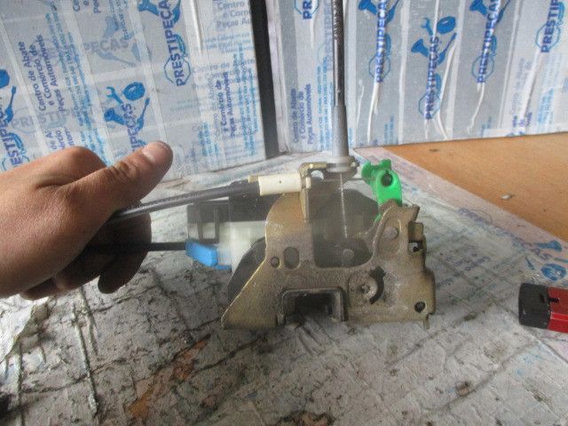 Fechadura / fecho porta lateral direita RENAULT Kangoo Express (FC0/1_