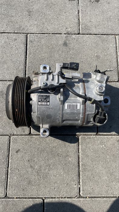 Компресор кондиціонера Nissan Qashpai J11 Renault 92600 4EB2A