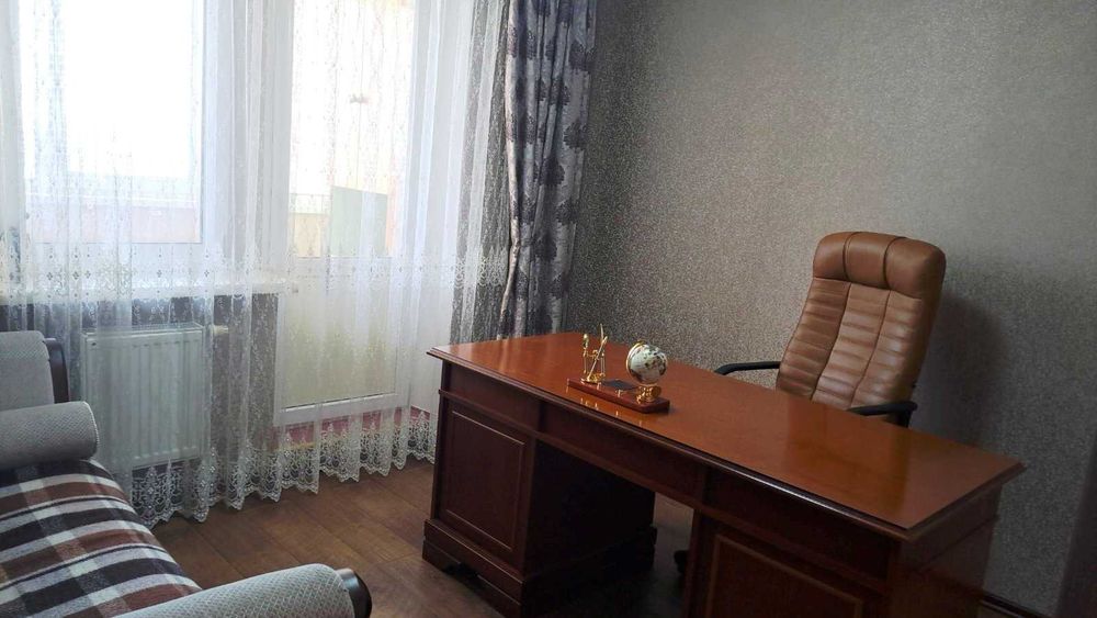 Продам 5-к квартиру, Хортицкий мкрн, пр. Юбилейный 14