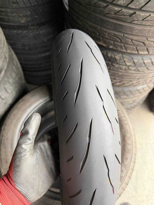 Мотошина Bridgestone 120/70/17 (58W)