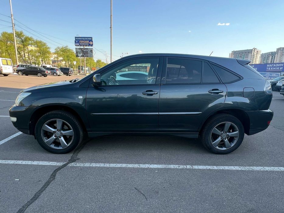 Lexus RX300 2003 г. Пробег подтверждается.
