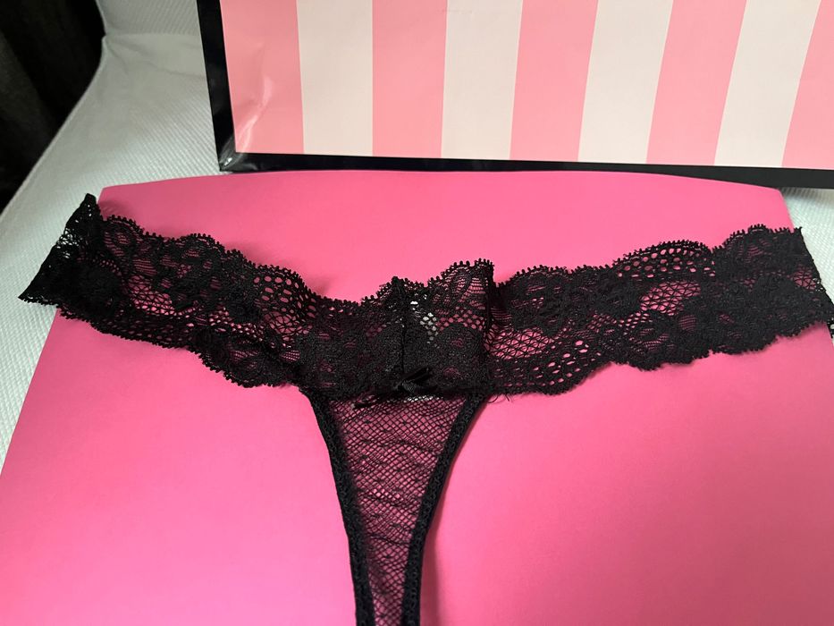 Nowe majtki Victoria's Secret, czarne, miękkie, koronkowe WALENTYNKI