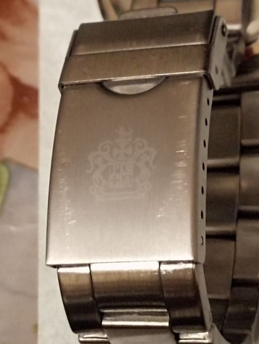 Наручные часы, piercarlo D alessio. Кварцевые.