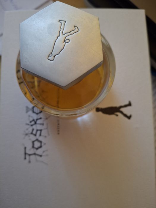 Perfumy Toskovat Anarchist