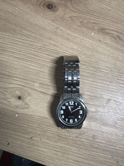 Часы casio серые