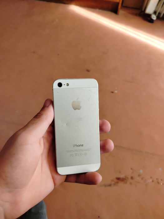 iPhone 5 12 гб робочий
